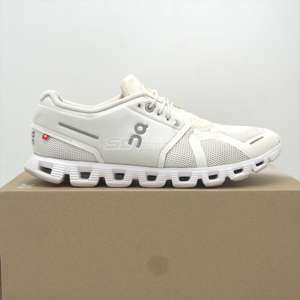 On Cloud 5 'All White' US 9 [USED]