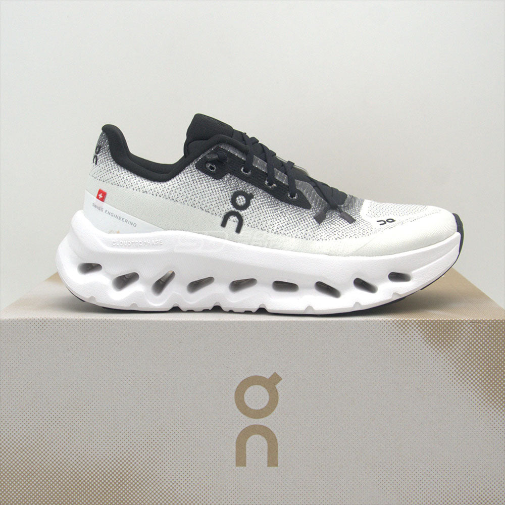 Cloudtilt Women's 'Black Ivory'
