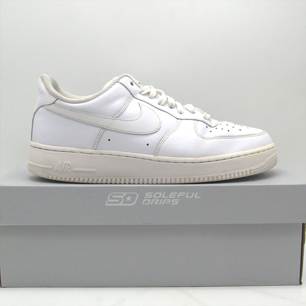 Nike Air Force 1 'Triple White' US 9 [USED]