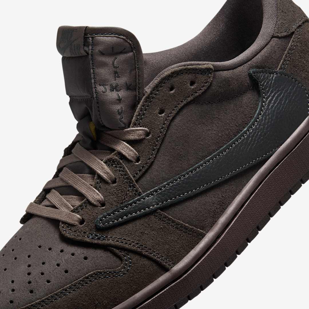 Jordan 1 Retro Low OG SP Travis Scott 'Velvet Brown' [PRE-ORDER]